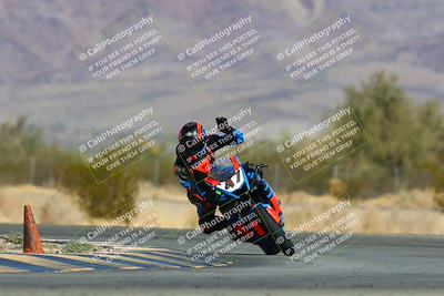 media/Jan-16-2022-CVMA (Sun) [[7f3d92989d]]/Race 2 Supersport Middleweight/